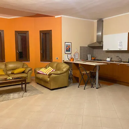The Orange House Bed and breakfast