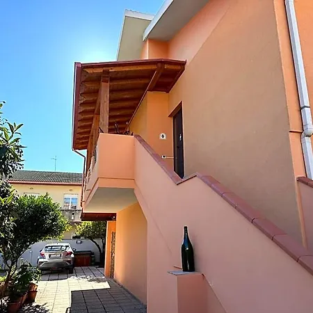 Bed & Breakfast The Orange House Assemini