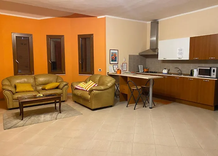 The Orange House Couette-café